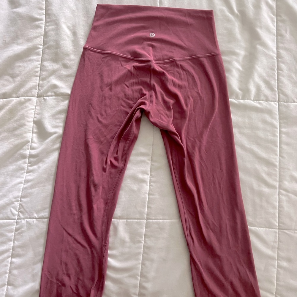 NWOT Lululemon Align Crop 21” size 6